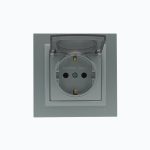 Розетка с заземлением и  крышкой 16A, 250 V