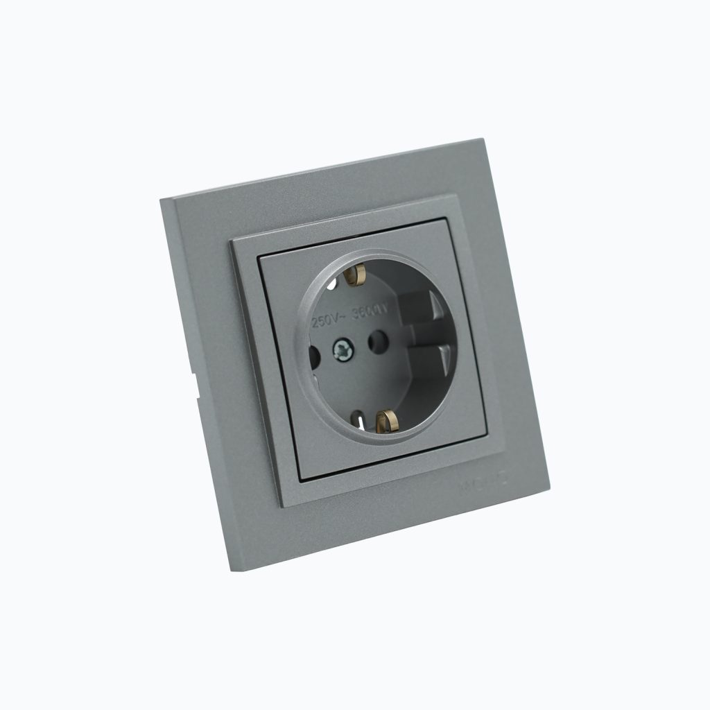 Розетка с заземлением 16A, 250 V