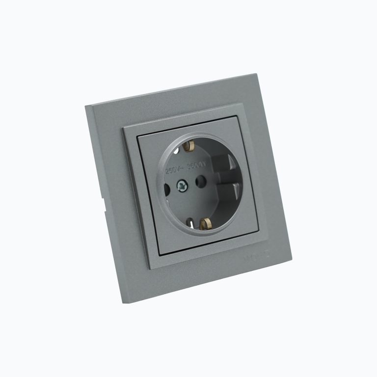 Розетка с заземлением 16A, 250 V
