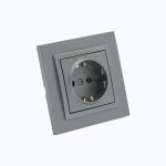 Розетка с заземлением 16A, 250 V