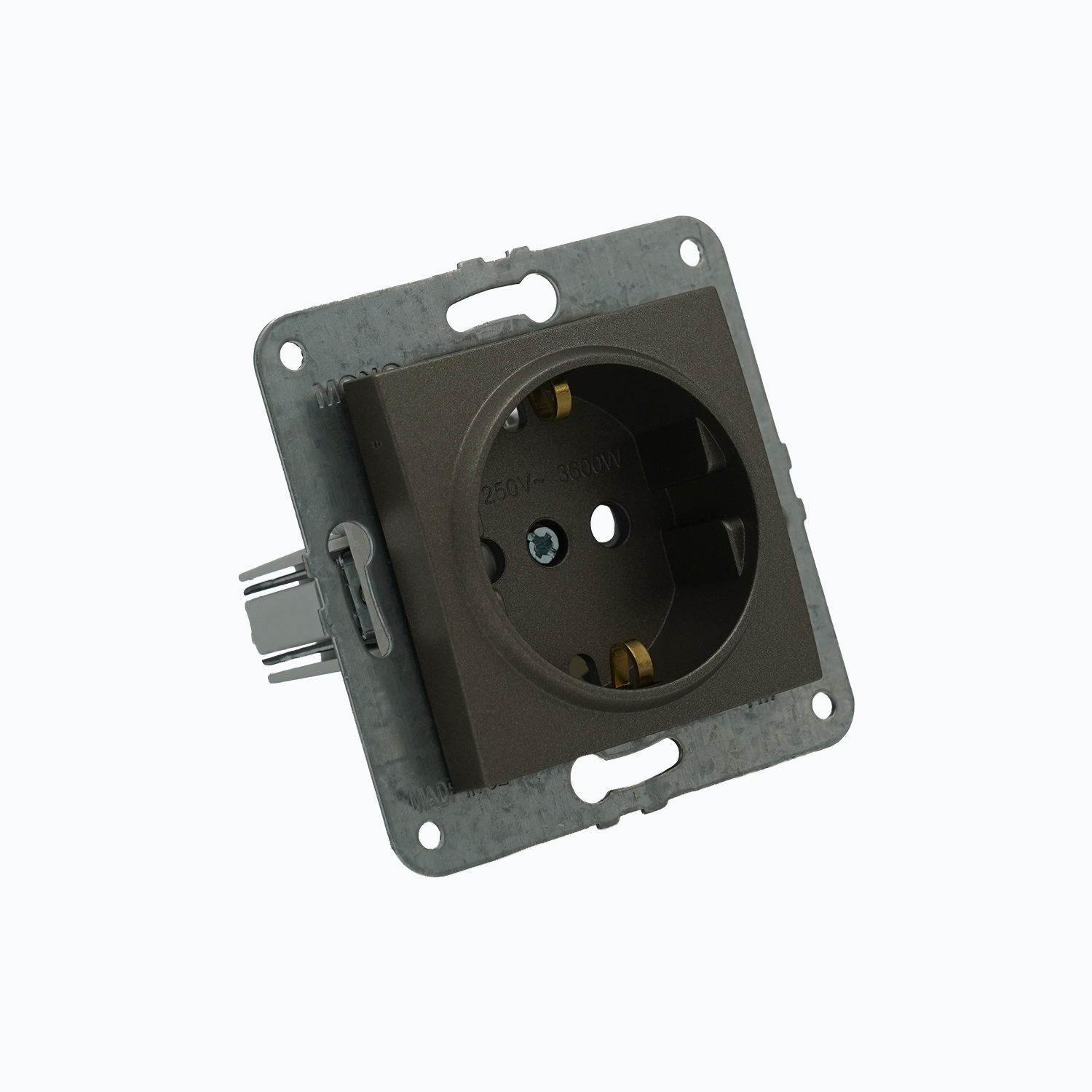 Розетка с заземлением и защитными шторками 16A, 250 V