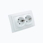 Розетка двойная с заземлением 16A, 250 V