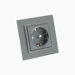 Розетка с заземлением и защитными  шторками 16A, 250 V