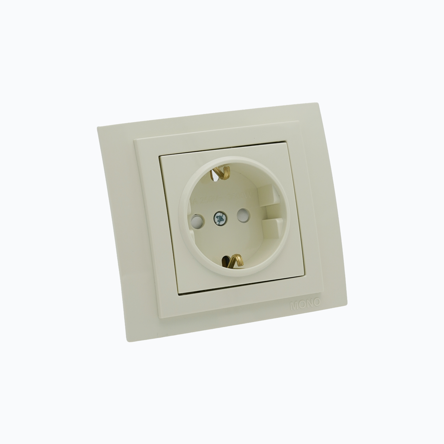 Grounded socket outlet with safety shutters, 16A, 250V