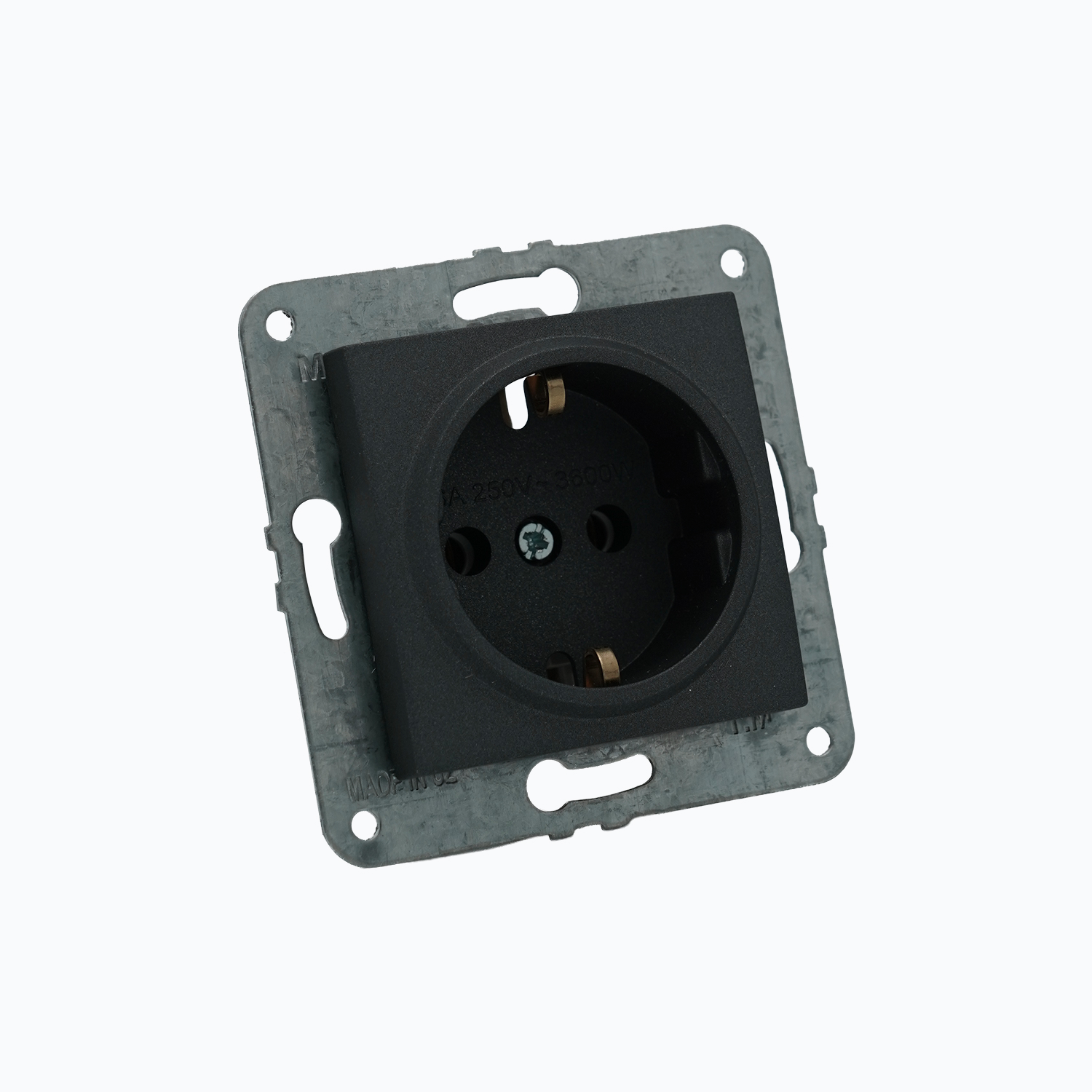Розетка с заземлением 16A, 250 V