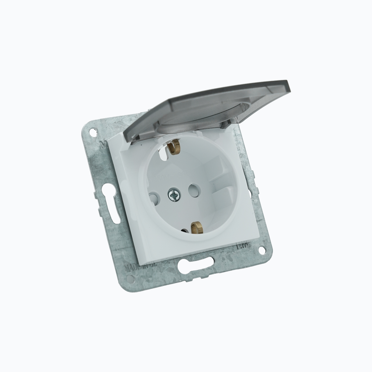 Розетка с заземлением, крышкой и защитными шторками 16A, 250 V