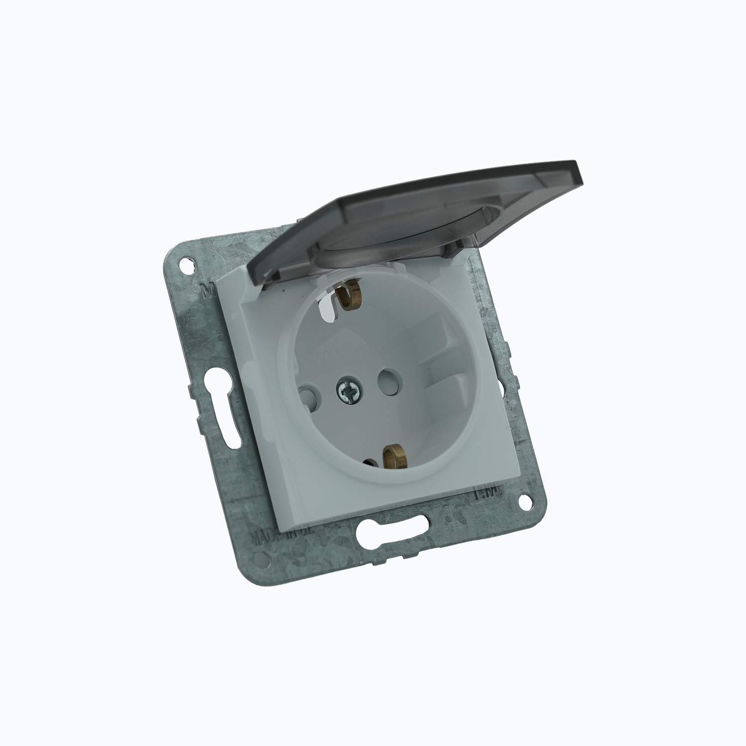 Розетка с заземлением, крышкой и защитными шторками 16A, 250 V