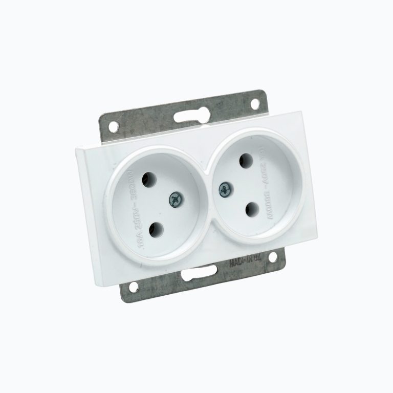 Розетка двойная без заземления 10A, 250 V