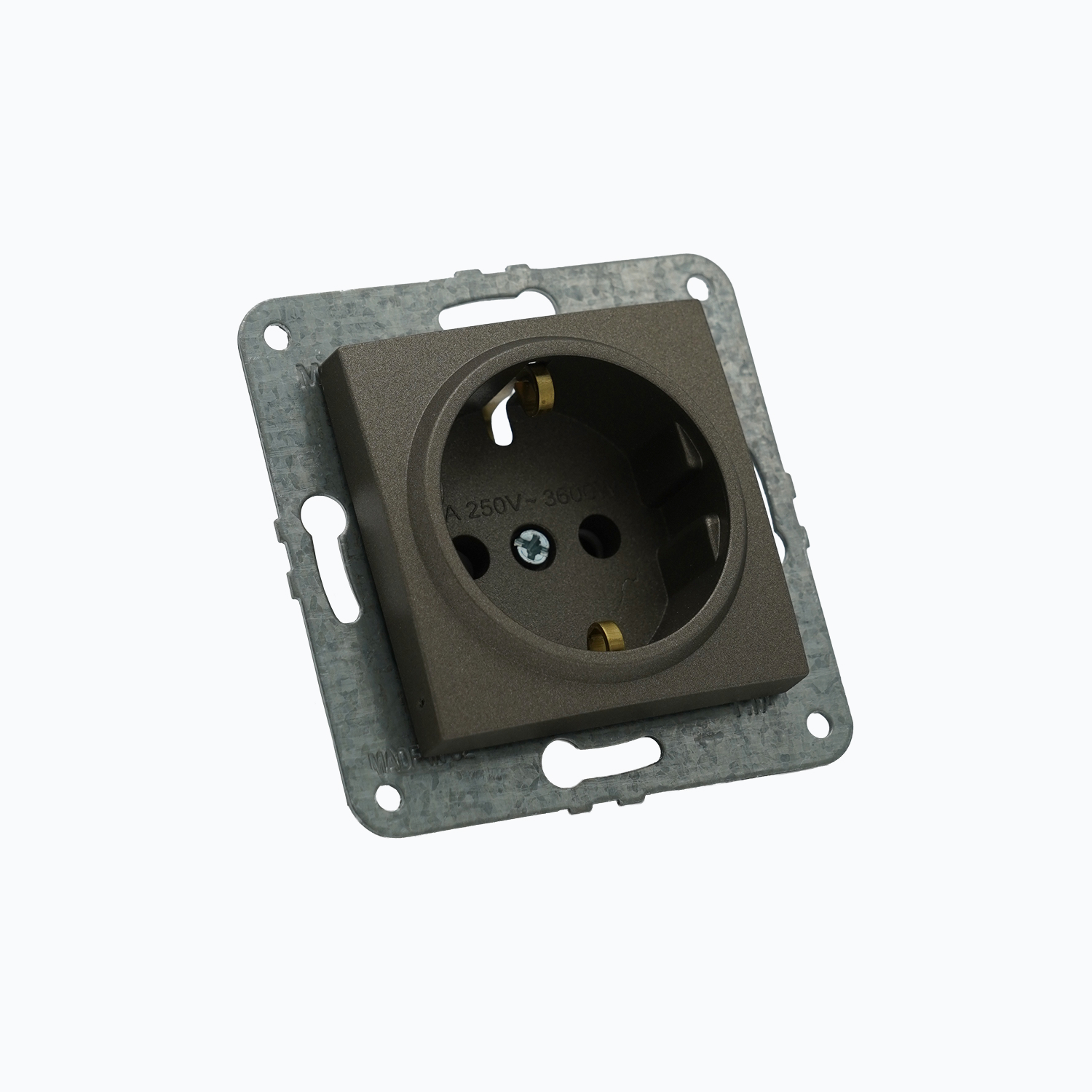 Розетка с заземлением 16A, 250 V