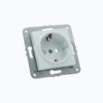 Grounded socket outlet with safety shutters, 16A, 250V