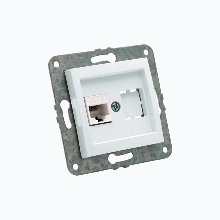 Kompyuter rozetkasi (Rj45 Cat 6)