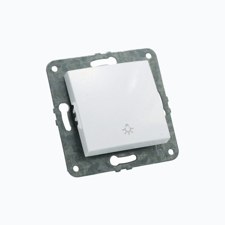 Выключатель кнопка для света 10AX, 250 V