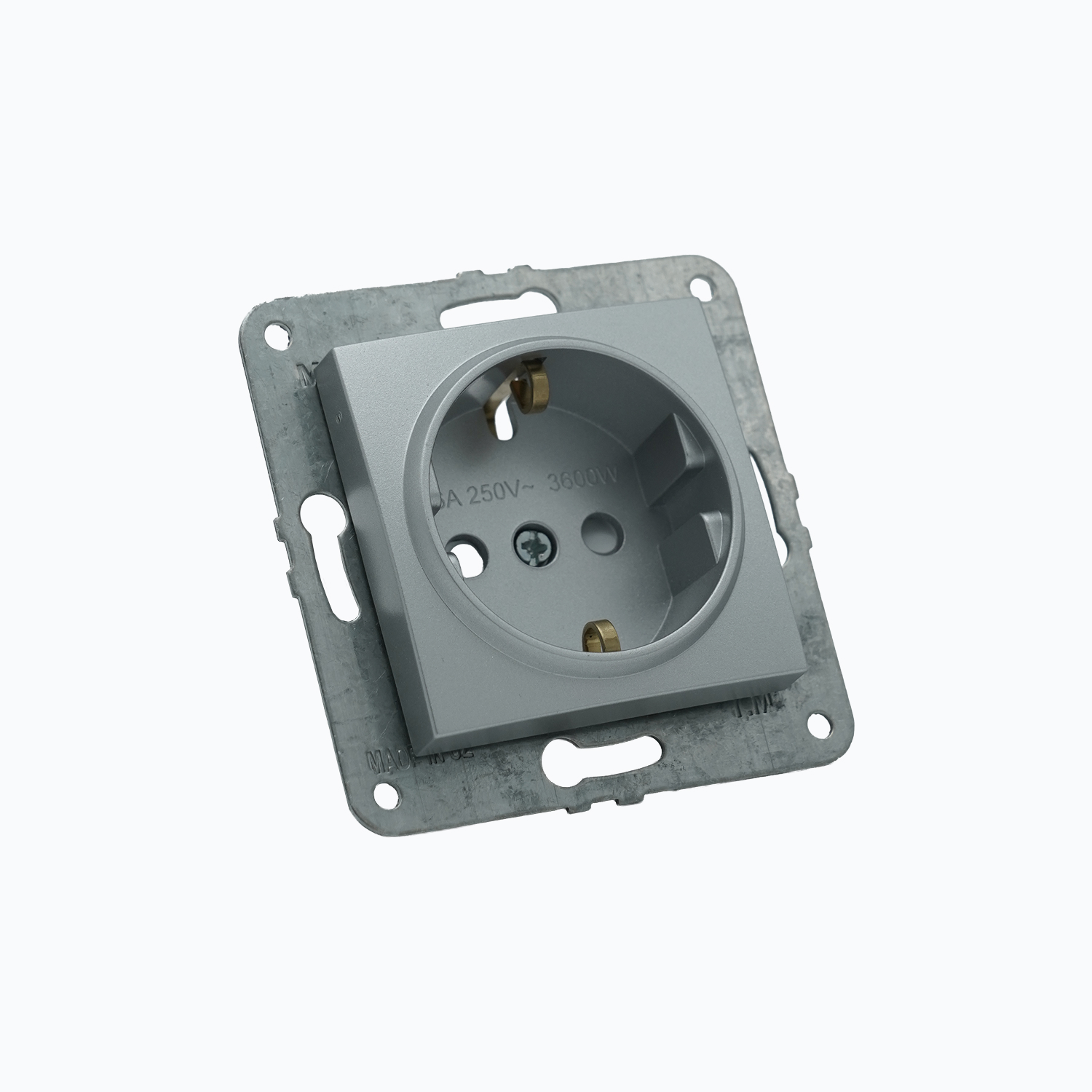 Розетка с заземлением и защитными шторками 16A, 250 V