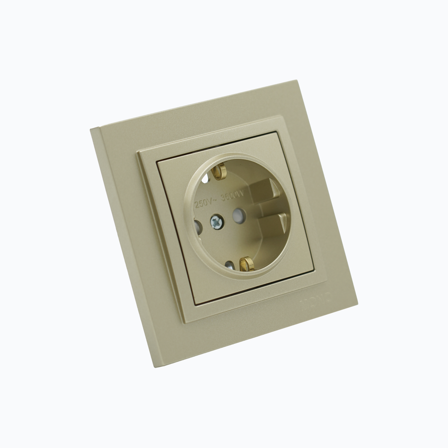 Розетка с заземлением и защитными  шторками 16A, 250 V