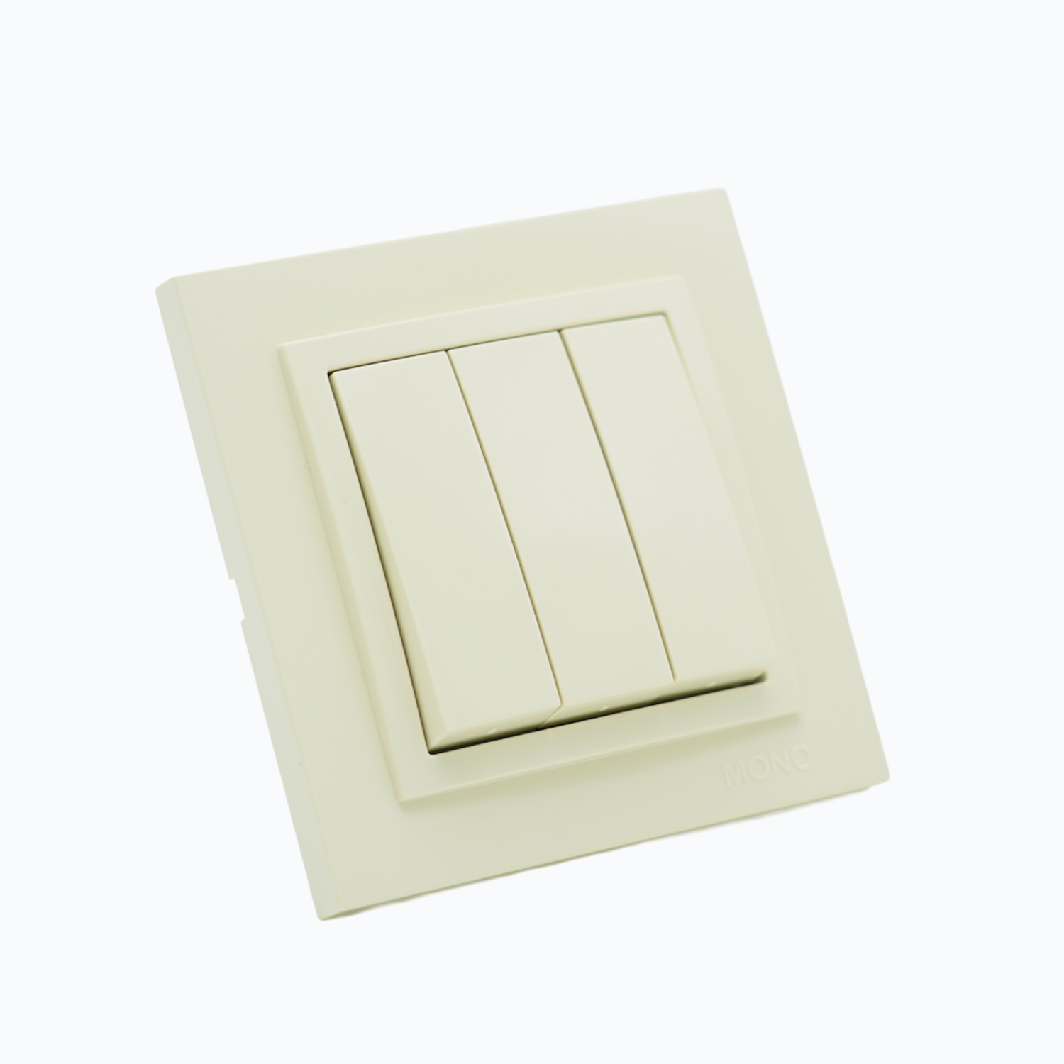 Uch klavishali kalit  10AX, 250 V