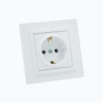 Розетка с заземлением 16A, 250 V