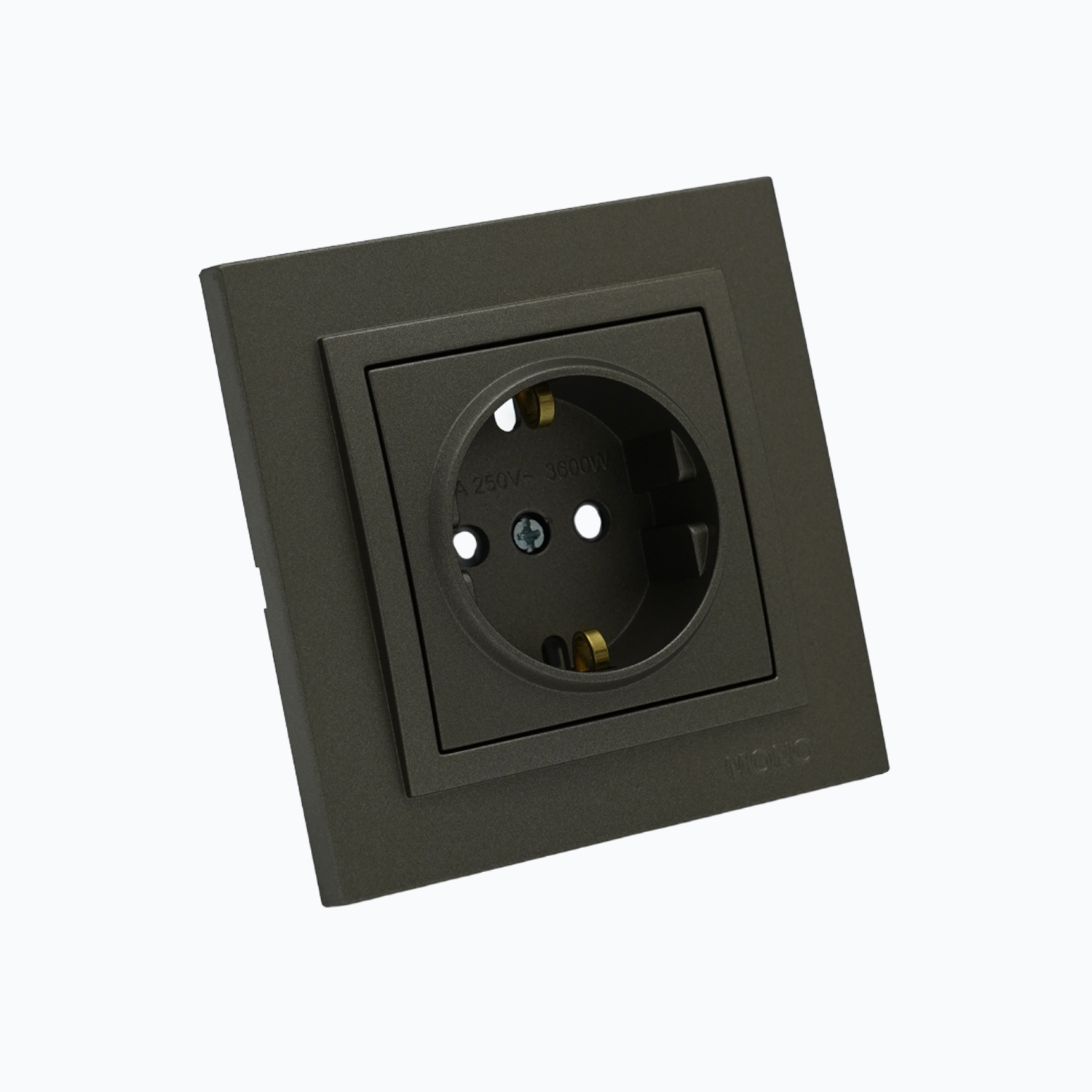 Розетка с заземлением и защитными  шторками 16A, 250 V