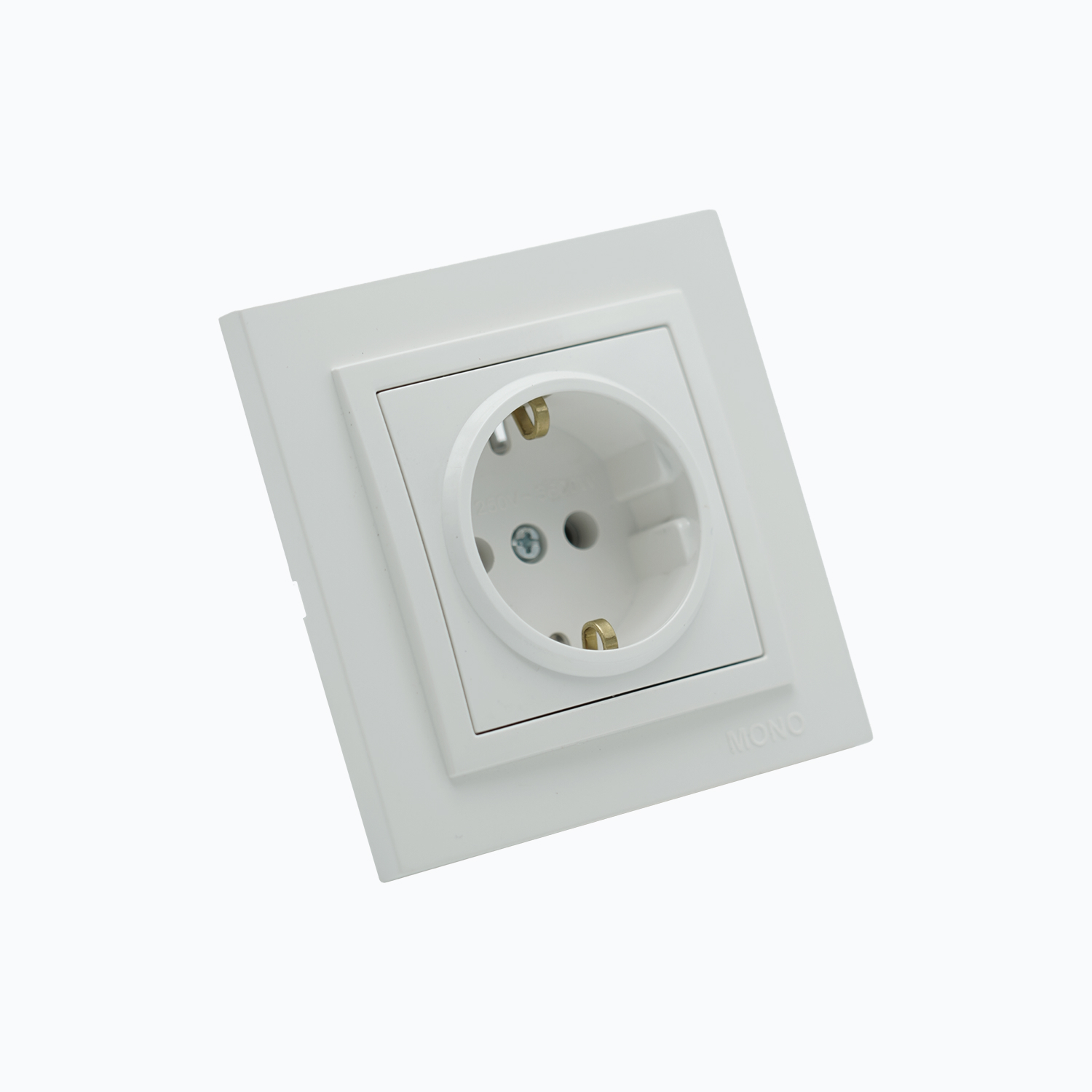 Yerga ulash kontaktli rozetka 16A, 250 V
