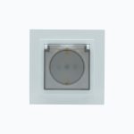 Розетка с заземлением, крышкой и  защитными шторками  16A, 250 V