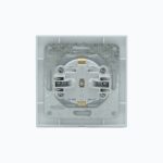 Розетка с заземлением, крышкой и  защитными шторками  16A, 250 V