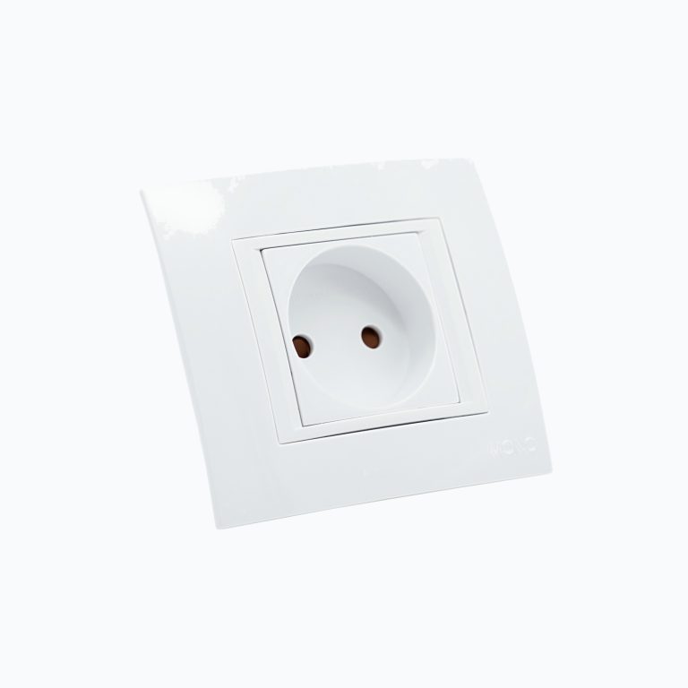 Ungrounded socket with child protection, 10A, 250V
