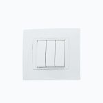 Three-gang switch 10AX, 250 V