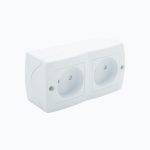 Child-protected combination unit: 2 socket outlets without earth contact