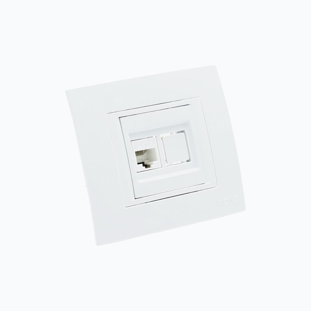 Розетка Компьютерная (Rj45 Cat 6)