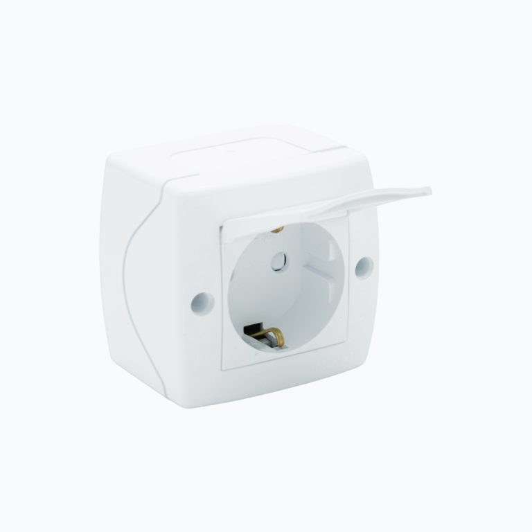 Socket outlet with cover, earth contact and child protection, 16A, 250V