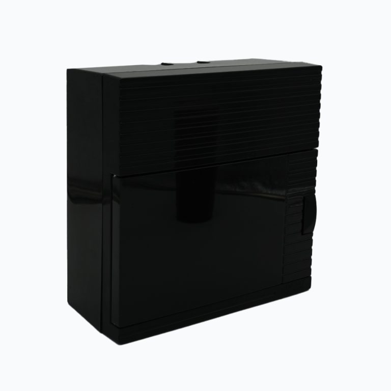8-way surface-mounted distribution board